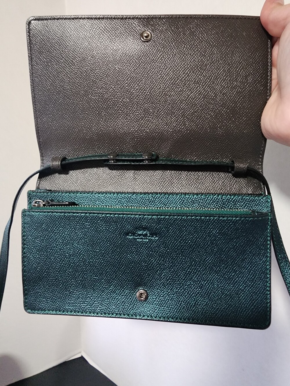 SOLD✨️NWOT Coach Limited Edition Green Glitter Hayden Foldover Crossbody, 2018 - Picture 6 of 10
